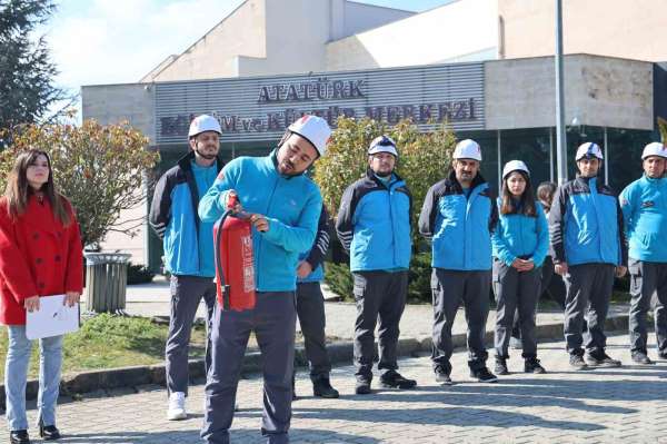 Düzce Üniversitesi'nde acil durum bilinci artırıldı