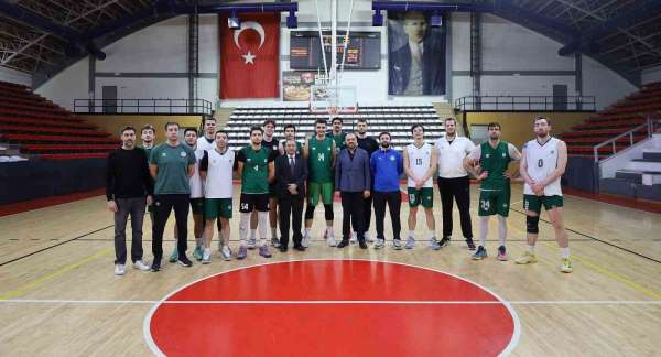 Sakarya Büyükşehir Basket, kritik virajda Akhisar'a gidiyor
