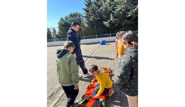 Sinop'ta öğrencilere acil sağlık eğitimi