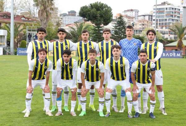 Fenerbahçe U19 takımı evinde Giresunspor'u 4-1 mağlup etti