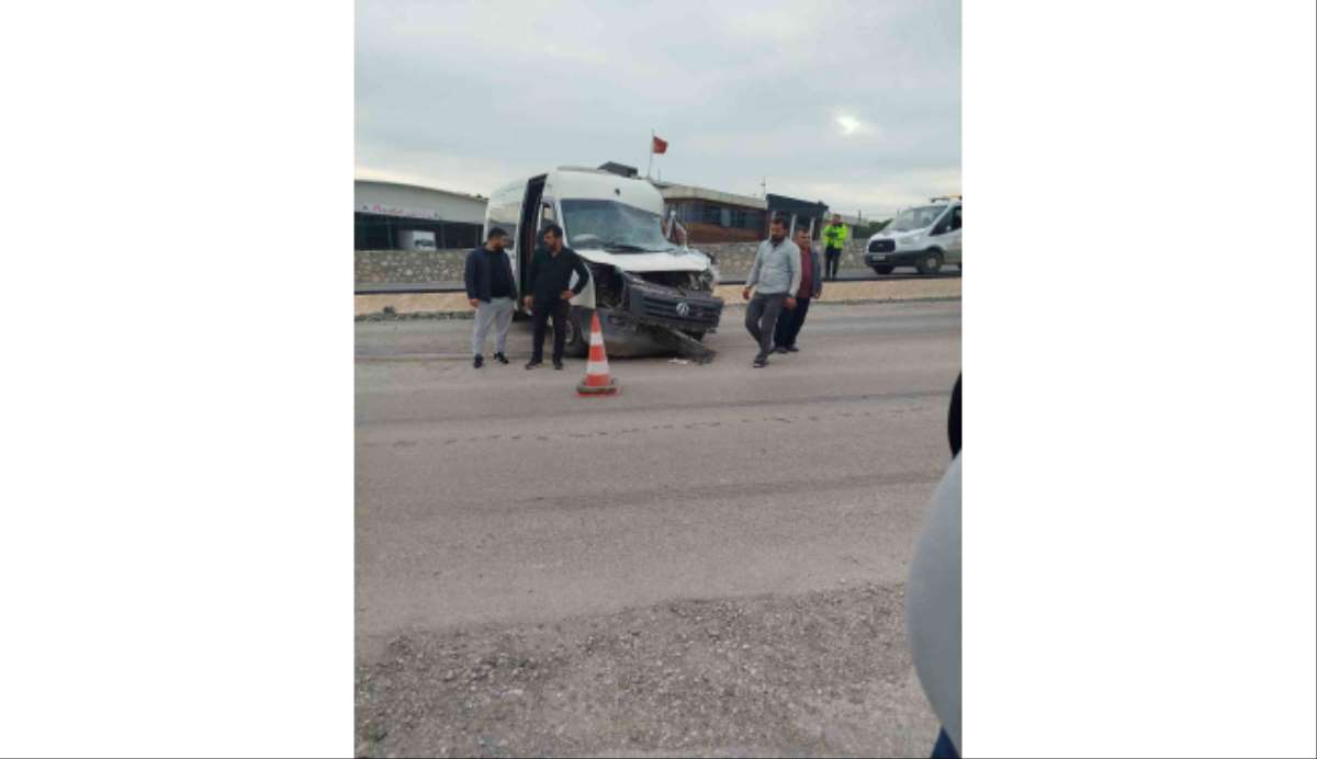Antakya'da trafik kazası: 2 yaralı