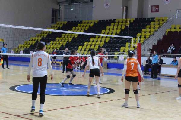 Siirt, Yıldız Kızlar Voleybol müsabakalarına ev sahipliği yaptı
