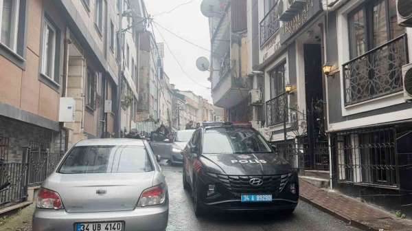 Şişli'de silahlı saldırı: Hamile kadınla yanındaki şahsı öldürdüler