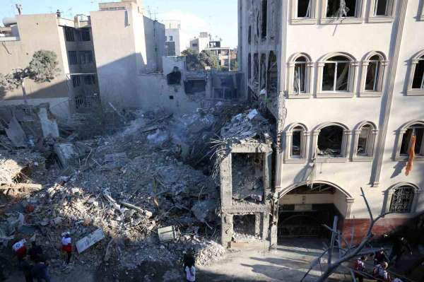 İsrail'in Tahran saldırısında bir sinagogda geniş kapsamlı hasar oluştu