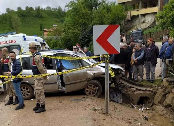 Ordu'da trafik kazası: 1 ölü, 4 yaralı