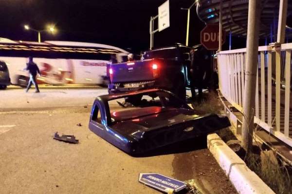 Sivas'ta trafik kazası: 1 ölü, 2 yaralı - Sivas haber