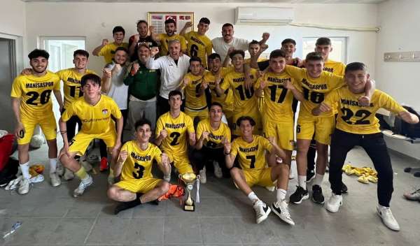 Manisaspor U18 Takımı, Türkiye'nin en iyi 20 takımı arasına adını yazdırdı