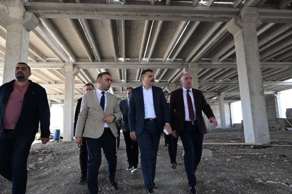2. OSB'de fabrikalar yükseliyor