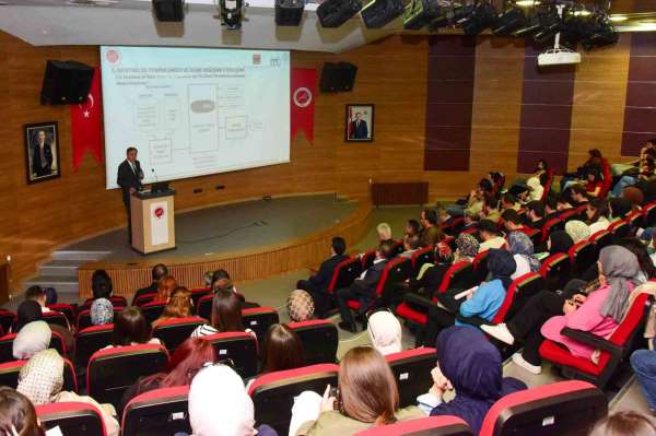 Kastamonu Üniversitesi'nde iklim değişikliliğin etkileri konululdu.