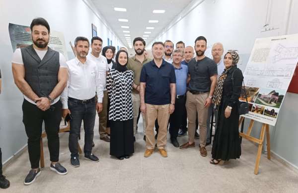 Batman Üniversitesi'nde mezuniyet sergisi