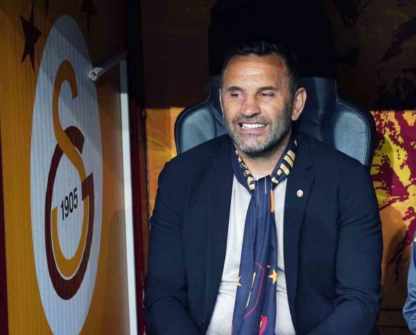 Galatasaray, Teknik Direktör Okan Buruk'un sözleşmesindeki opsiyonu kullandı ve 1 yıl uzatıldığını Türkiye Fut