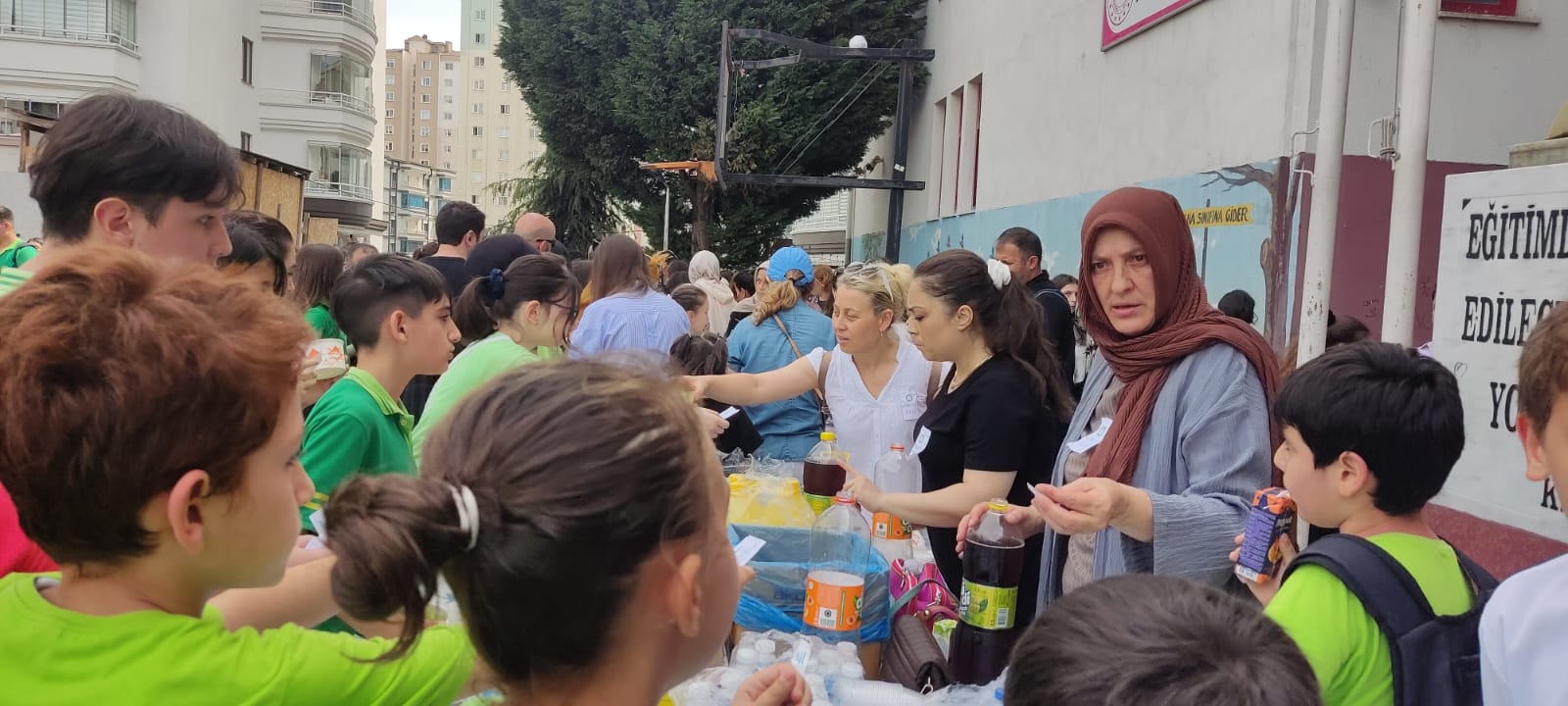 Gülsüm Sami Kefeli Ortaokulunda Yıl Sonu Şenliği