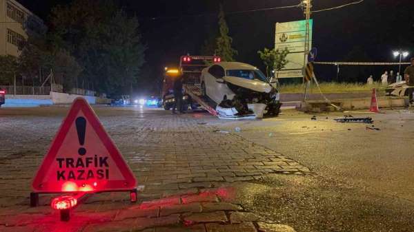 Amasya'da otomobiller çarpıştı: 1 ölü