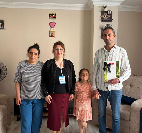 Esenyurt Belediyesi'nden bayramda anlamlı ziyaret, şehit aileleri ve çocuklar unutulmadı