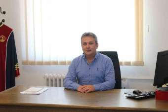 Gençler yapay zeklı eğitime umutla bakıyor, yaş büyüdükçe kaygılar artıyor