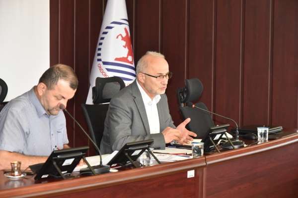 Rektör Ünal: 'Eğitim revizyonu sürecini 'OMÜ'nün var oluş sorunu' olarak görüyoruz'