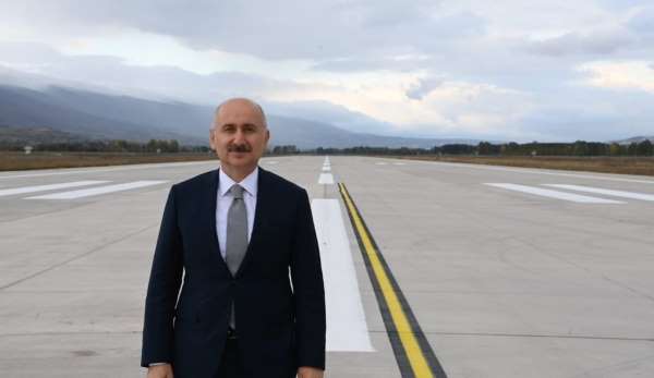 Ulaştırma ve Altyapı Bakanı Karaismailoğlu: 'İlk 6 ayda 75 milyondan fazla yolcu hava yoluyla seyahat etti'