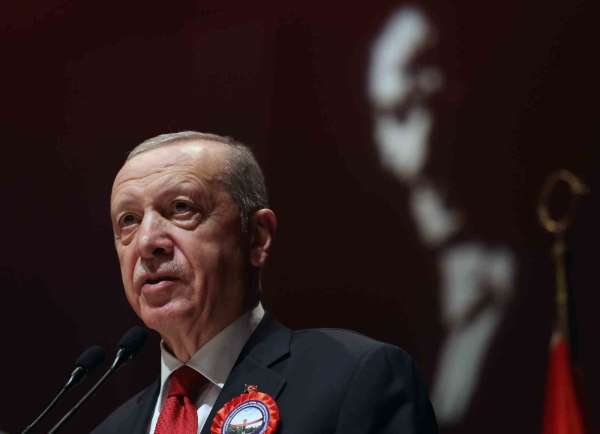 Cumhurbaşkanı Erdoğan: 'Terör örgütleri ile arasına mesafe koymayan bir devlet NATO'ya nasıl kaktı yapabilir'