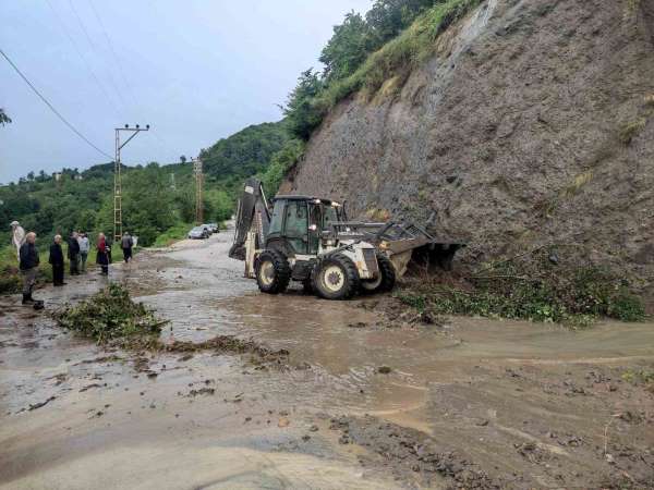 Ordu'da iki ilçeyi sel vurdu: Evler sular altında kaldı, tarım arazileri zarar gördü