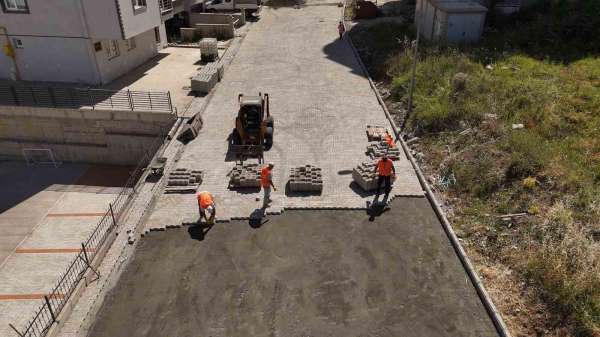 Atakum'da yollar yenileniyor