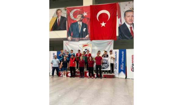 Kayserili nişancılardan Türkiye Kupası'nda çifte takım başarısı