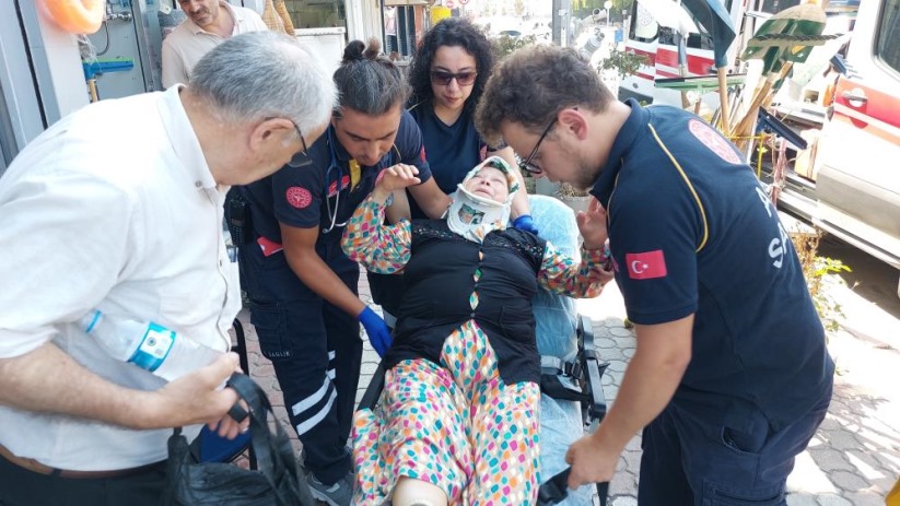 Samsun'da hastane dönüşü kazada hastanelik oldu