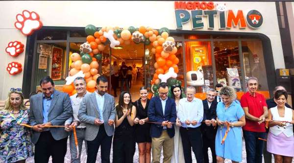 Migros'un evcil hayvan ürünlerine özel ilk mağazası Petimo açıldı