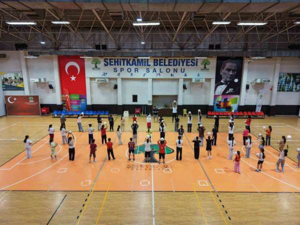 Çocuklar geleceğe Şehitkamil'de hazırlanıyor