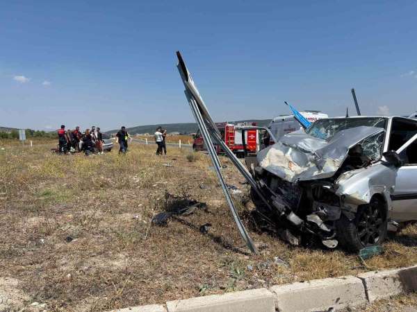 Kütahya'da trafik kazası: 1 ölü 5 yaralı