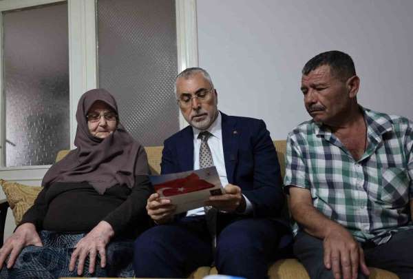 Cumhurbaşkanı Erdoğan'ın, 'Terörsüz Türkiye' mektubu Sakarya'da şehit ailesine ulaştı