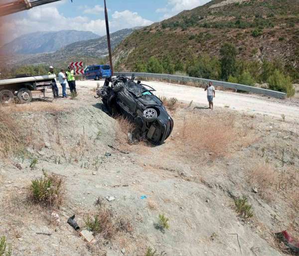 Konya-Antalya yolunda feci kaza: 1 ölü, 1 yaralı
