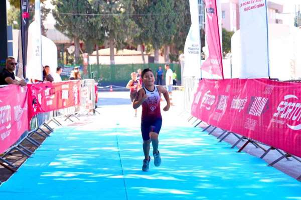 Balıkesir'in kurtuluşu çeşitli spor etkinlikleriyle kutlandı