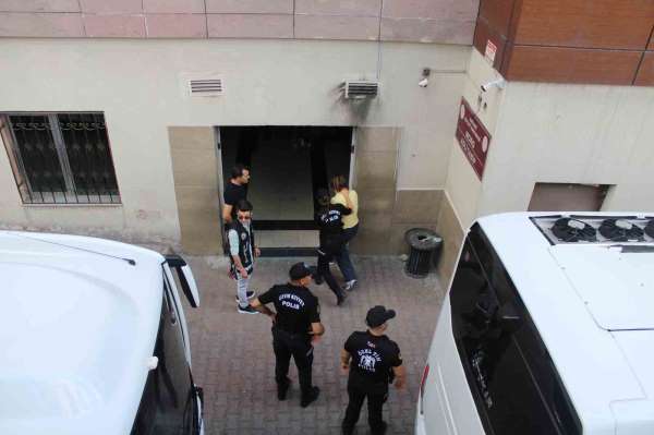 Kayseri'deki yeni nesil suç örgütü operasyonunda gözaltına alınan 32 şüpheli adliyede