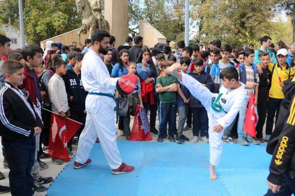 Ağrı'da 'Amatör Spor Haftası' etkinlikleri başladı