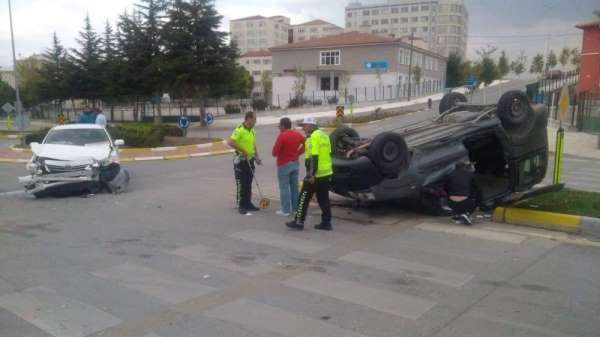Çorum'da trafik kazası: 3 yaralı 