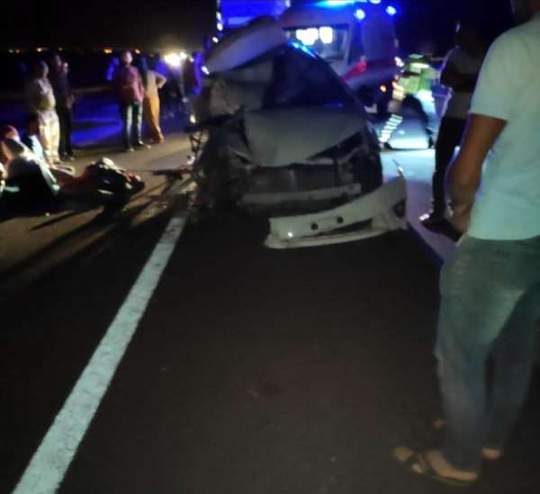 Diyarbakır'da zincirleme kaza: 2 ölü, 4 yaralı 
