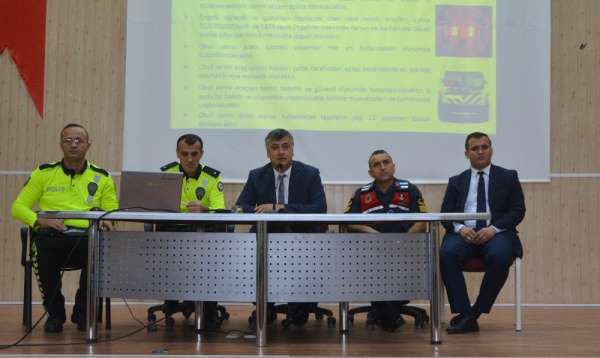 'Okul Servis Sürücüsü Bilgilendirme Toplantısı' yapıldı