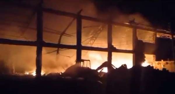 Suriye'nin kuzeyinde terör örgütüne ait çimento fabrikası vuruldu
