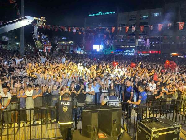 Ertelenen Aleyna Tilki konseri 10 Ekim'de yapılacak