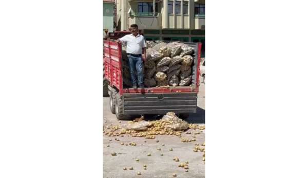 Patates şovu pahalıya patlayan başkana kesilmesi beklenen ceza komisyon toplanamadığı için kesilemiyor