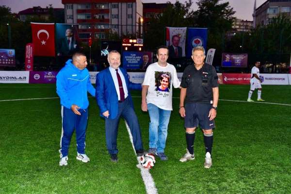 Trabzonspor'un efsaneleri Emir Yuşa için sahaya çıktı