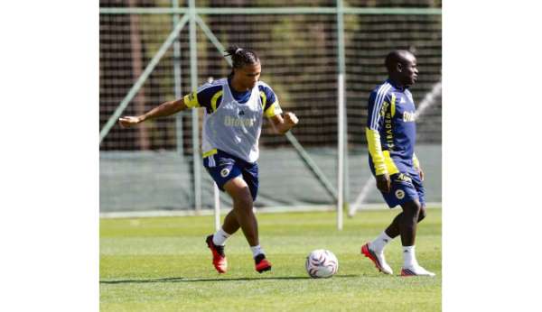 Fenerbahçe, Çaykur Rizespor maçının hazırlıklarını sürdürdü