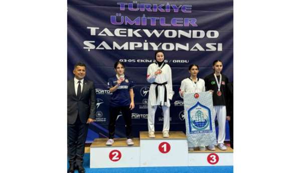 Mersinli taekwondocu Türkiye ikincisi oldu