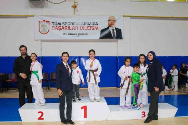 Sivas'ta 200 sporcu tatamiye çıktı