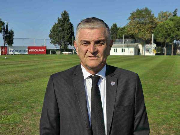 Suat Çakır: 'Trabzonspor'un dünya yıldızlarına rağmen iyi sonuç alacağız'
