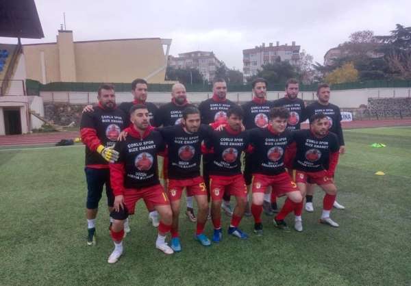 Genç futbolcular başkanlarını unutmadı