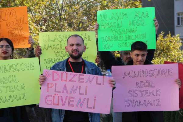 Bilecik'te ulaşım sorununu protesto edecek üniversite öğrencileri bir araya gelemedi