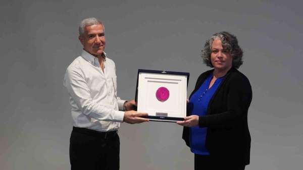 Medical Point Hastanesi ve Stanford Üniversitesi arasında bilimsel iş birliği