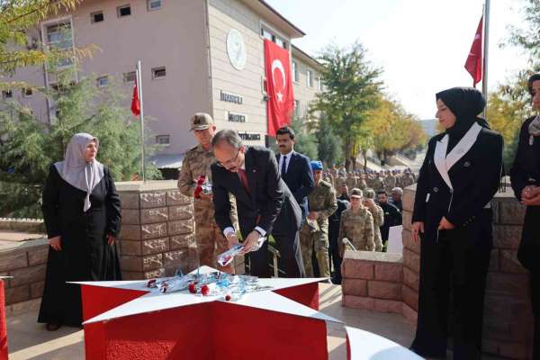 Siirt'te helikopter kazasında şehit olan 17 asker dualarla anıldı