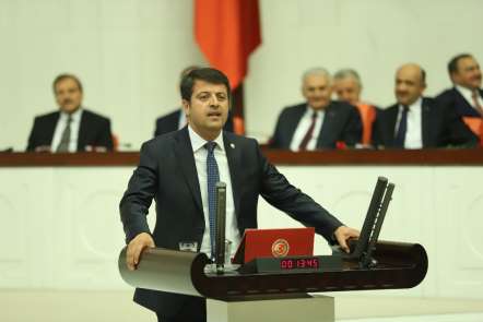 Üniversiteli öğrencilerin öldüğü kaza meclise taşındı